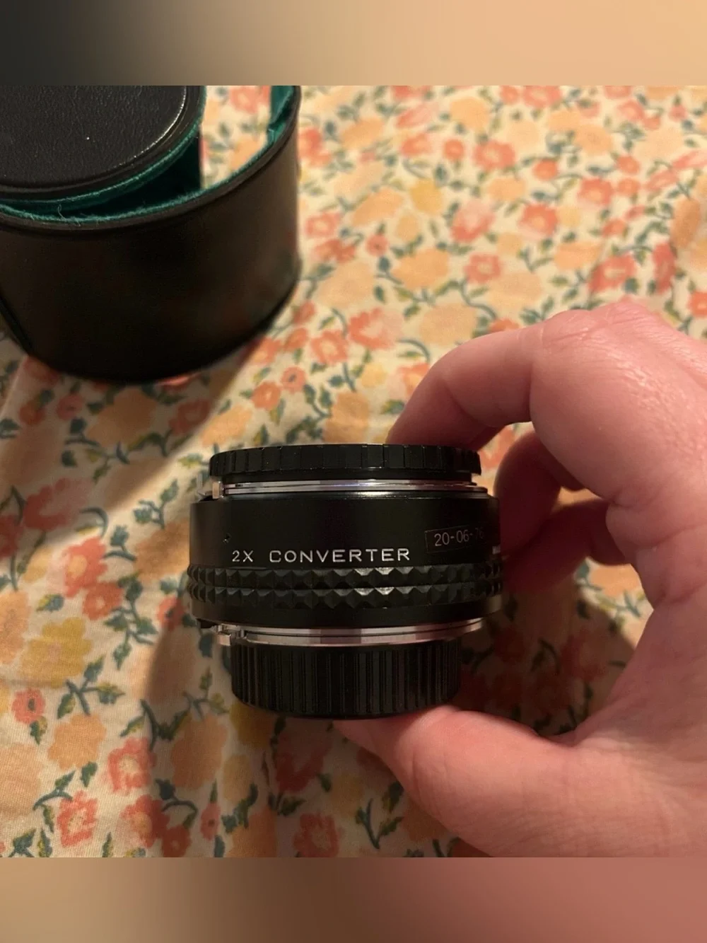 MC 2x Teleconverter Extender - Black